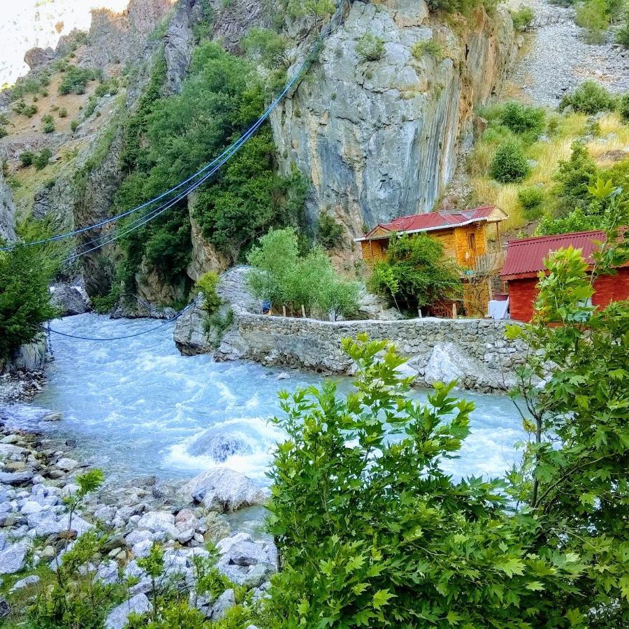 Kapuzbasi Selalesi Bastuerk Dinlenme Tesisleri Hotel Büyükçakır Exterior foto