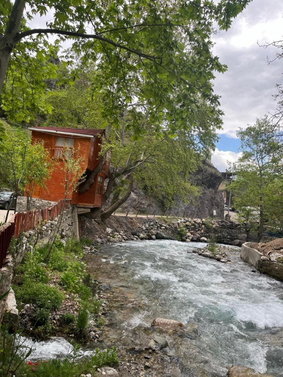 Kapuzbasi Selalesi Bastuerk Dinlenme Tesisleri Hotel Büyükçakır Exterior foto